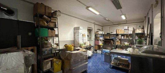 Коммерческая недвижимость 66м² в Генуя, Италия № 329987 23