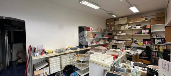Коммерческая недвижимость 66м² в Генуя, Италия № 329987 8