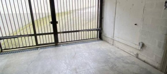 38m² Garage in Faenza, Italy No. 36291 3