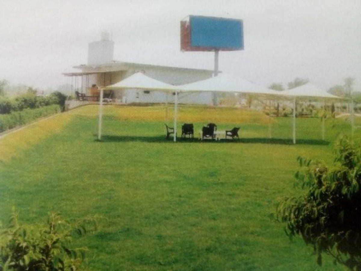  قطعة أرض في Noida, India رقم 65432