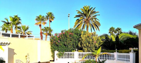 5 bedrooms Villa in Cabo Roig, Spain No. 8570 4