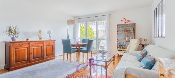 4 bedrooms Apartment in Bois-Colombes, France No. 188579 2