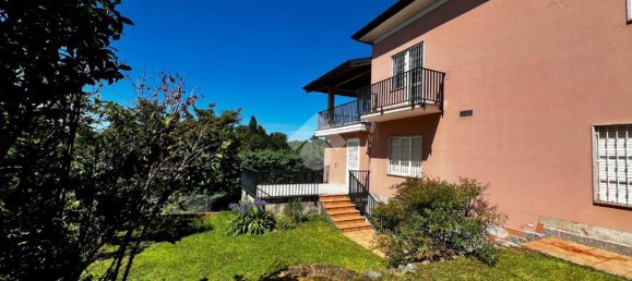 4 bedrooms Villa in Varese, Italy No. 315686 2