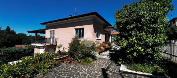 4 bedrooms Villa in Varese, Italy No. 315686 4
