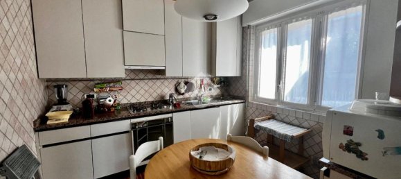 4 bedrooms Villa in Varese, Italy No. 315686 14