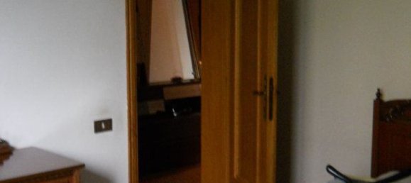 5 rooms Apartment in Rosignano Marittimo, Italy No. 154391 14