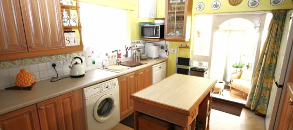 4 bedrooms House in Beckenham, United Kingdom No. 1083 4