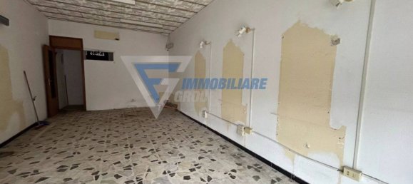 40m² Commercial property in Syracuse, Italy No. 284658 2
