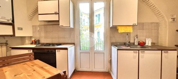 Apartamento de 3 dormitorios en Florence, Italy No. 333930 11