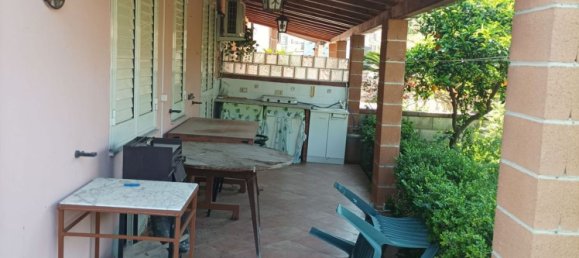 Дом с 4 комнатами в Оливери, Италия № 92275 11