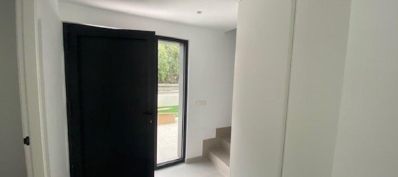 3 dormitorios villa en venta en Alicante, Comunidad Valenciana, Spain № 365337 13