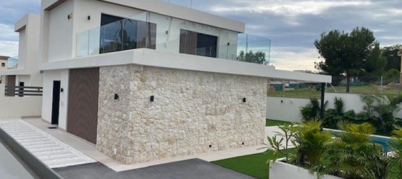 3 dormitorios villa en venta en Alicante, Comunidad Valenciana, Spain № 365337 14