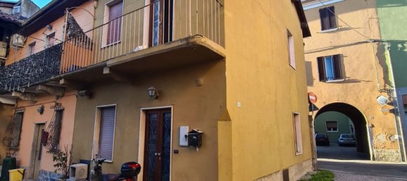 2 rooms House in Robbiate, Italy No. 135304 3