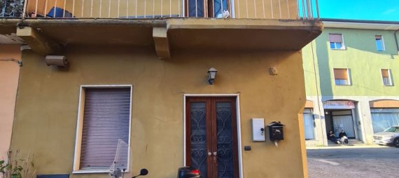 2 rooms House in Robbiate, Italy No. 135304 4