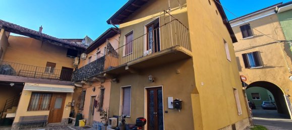 2 rooms House in Robbiate, Italy No. 135304 5