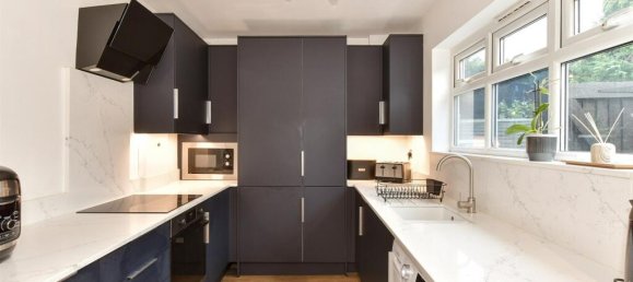 2 Schlafzimmer Maisonette-Wohnung in Essex, United Kingdom, Nr. 4096 6