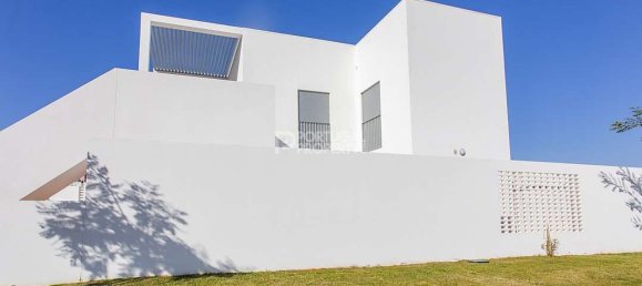 3 bedrooms Villa in Quarteira, Portugal No. 99582 16