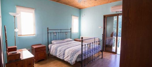 3 bedrooms House in Pano Platres, Cyprus No. 10773 9