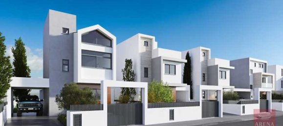 3 bedrooms Villa in Oroklini, Cyprus No. 7480 4