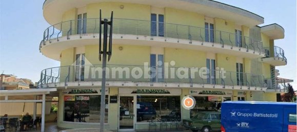 2 bedrooms Apartment in Corropoli, Italy No. 259258 9