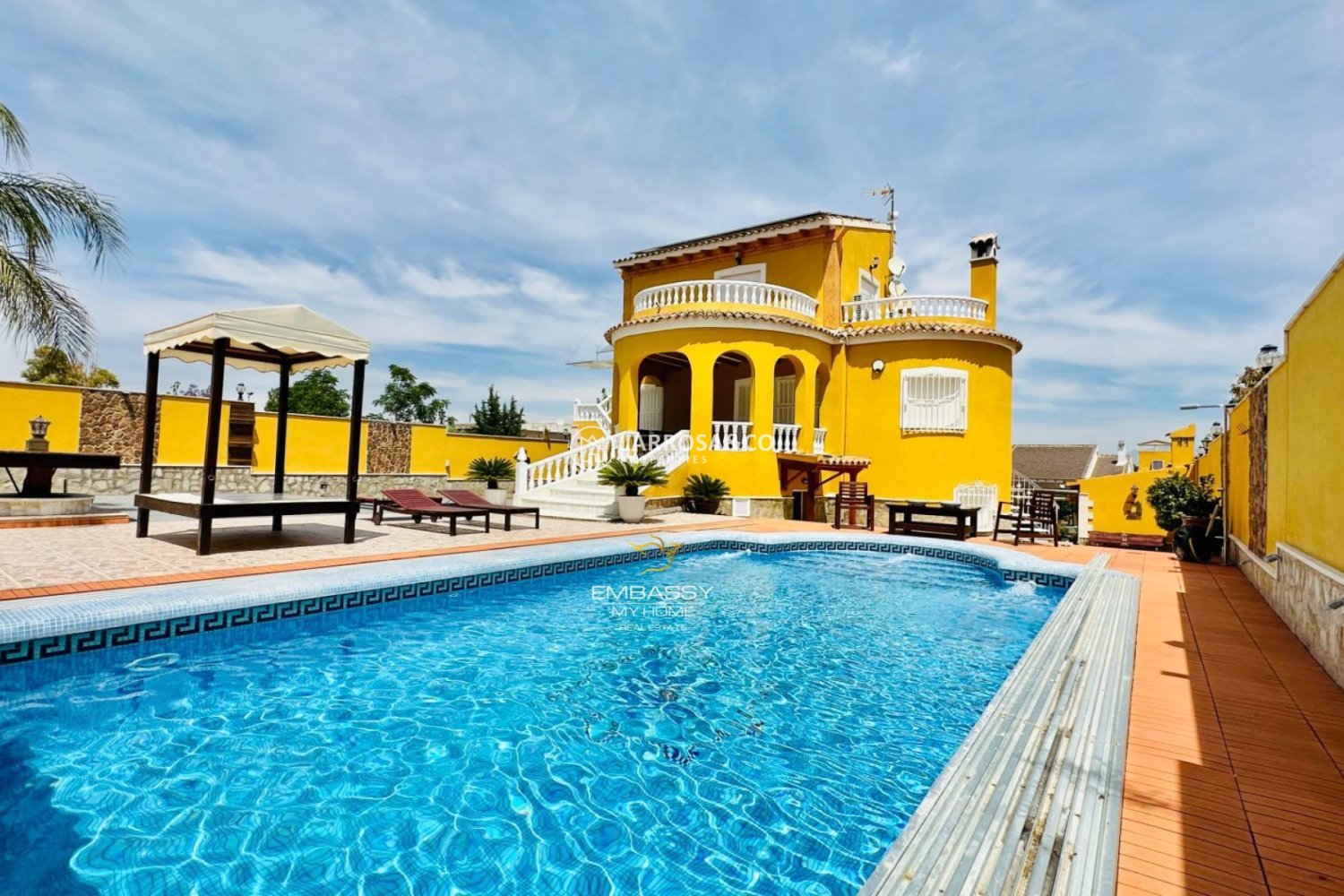 5 bedrooms Villa in Alicante, Spain No. 212610