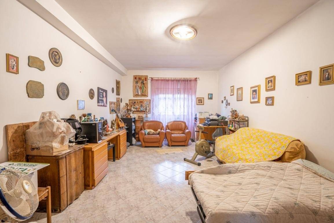 2 bedrooms Apartment in Rome, Italy No. 194765