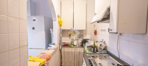 2 bedrooms Apartment in Rome, Italy No. 194765 6
