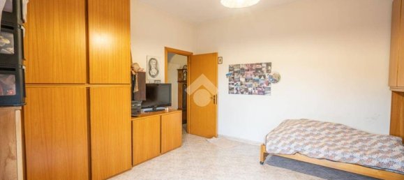 2 bedrooms Apartment in Rome, Italy No. 194765 12