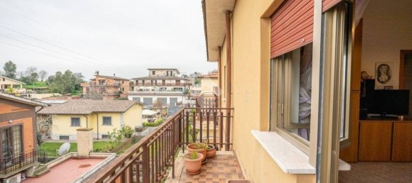 2 bedrooms Apartment in Rome, Italy No. 194765 21