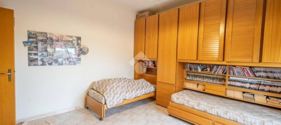 2 bedrooms Apartment in Rome, Italy No. 194765 11