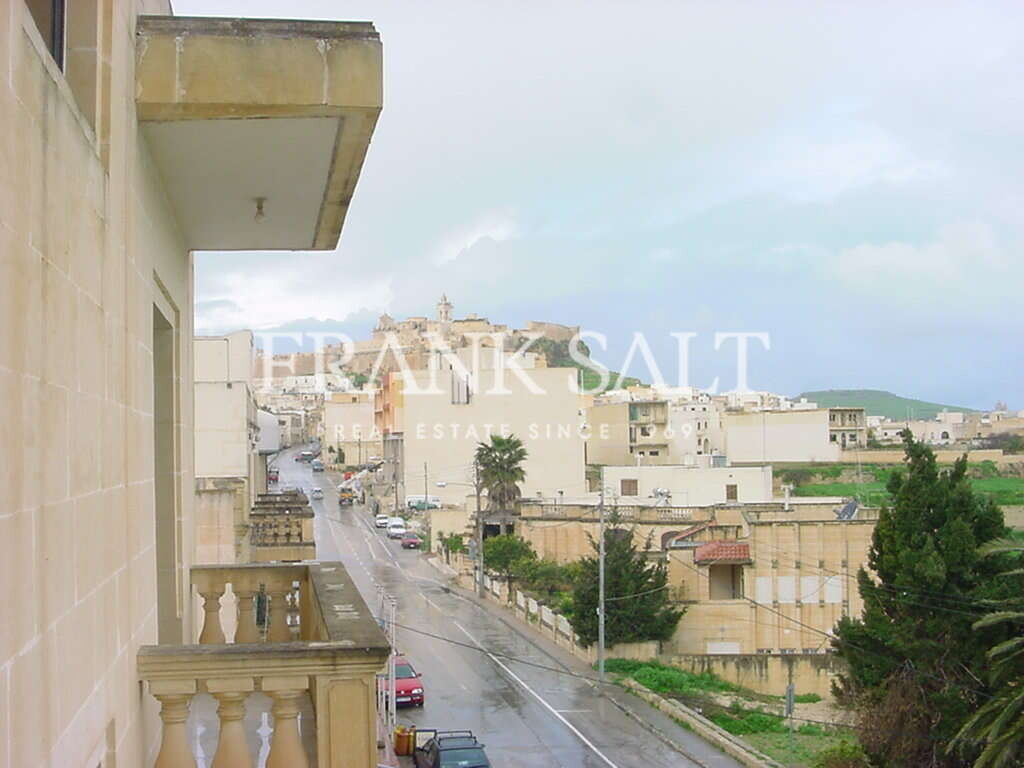 2 bedrooms Apartment in Victoria, Malta No. 5416