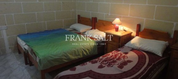 2 bedrooms Apartment in Victoria, Malta No. 5416 4