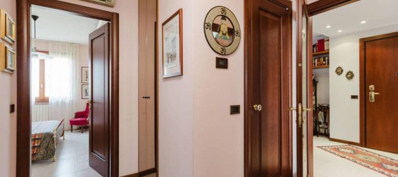 Apartamento de 3 habitaciónes en Cormano, Italy No. 42627 20