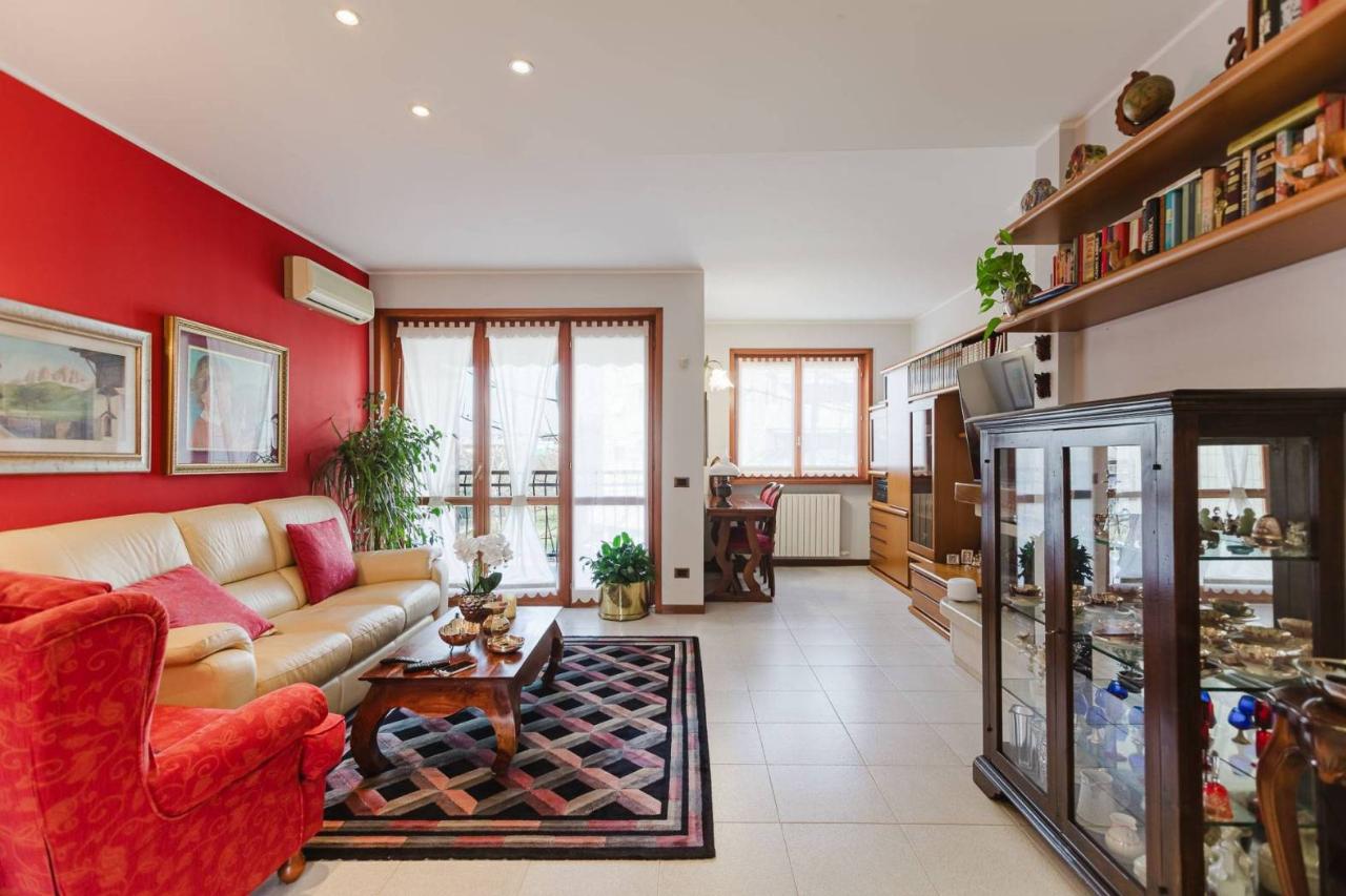 Apartamento de 3 habitaciónes en Cormano, Italy No. 42627