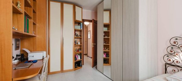 Apartamento de 3 habitaciónes en Cormano, Italy No. 42627 19