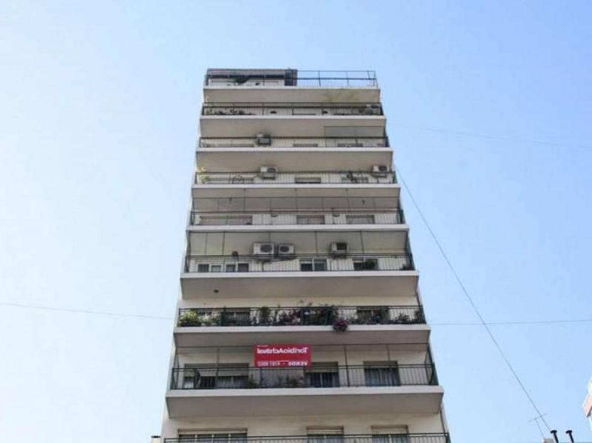 4 bedrooms Apartment in Buenos Aires, Argentina No. 96506