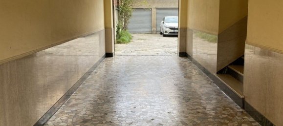 13m² Garage in Turin, Italy No. 50085 9