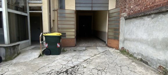 13m² Garage in Turin, Italy No. 50085 5