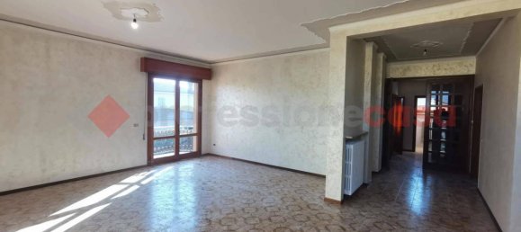 2 bedrooms Apartment in Casaleone, Italy No. 174191 2