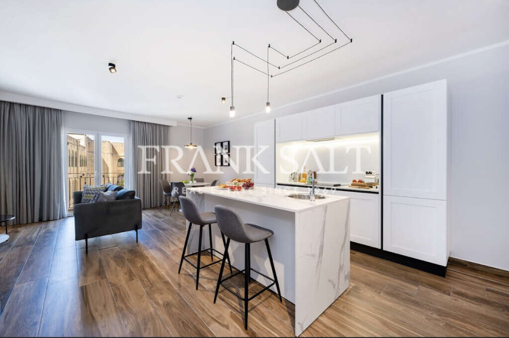 2 bedrooms Apartment in Sliema, Malta No. 10194