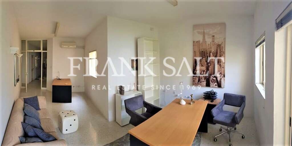 Oficina en Swieqi, Malta 90 m² No. 12424