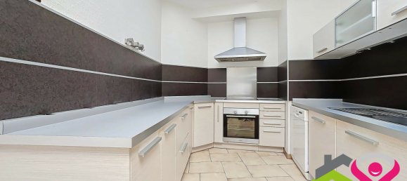 4 bedrooms House in Valenciennes, France No. 160001 4