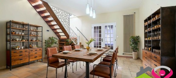 4 bedrooms House in Valenciennes, France No. 160001 2