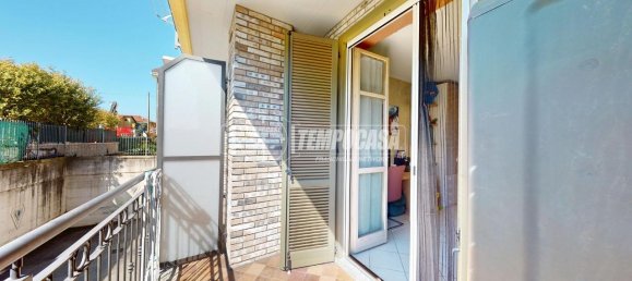 3-salle Appartement à Caselle Torinese, Italy No. 235593 16