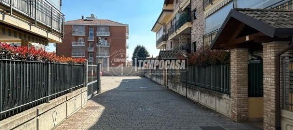 3-salle Appartement à Caselle Torinese, Italy No. 235593 3