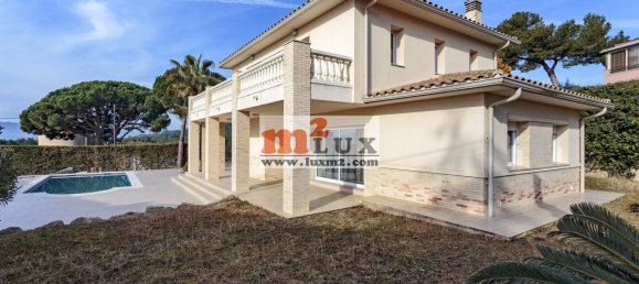 Вилла с 3 спальнями в Кастель-Пладжа-д'Аро, Испания № 13379 6