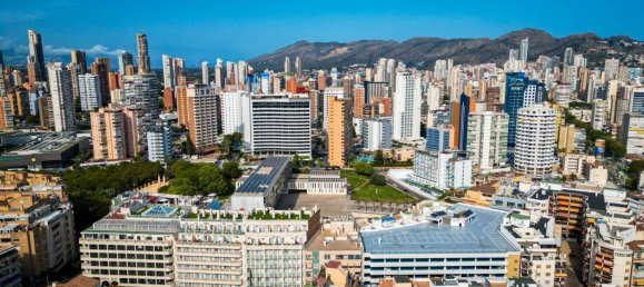 4 bedrooms Commercial property in Benidorm, Spain No. 191309 30