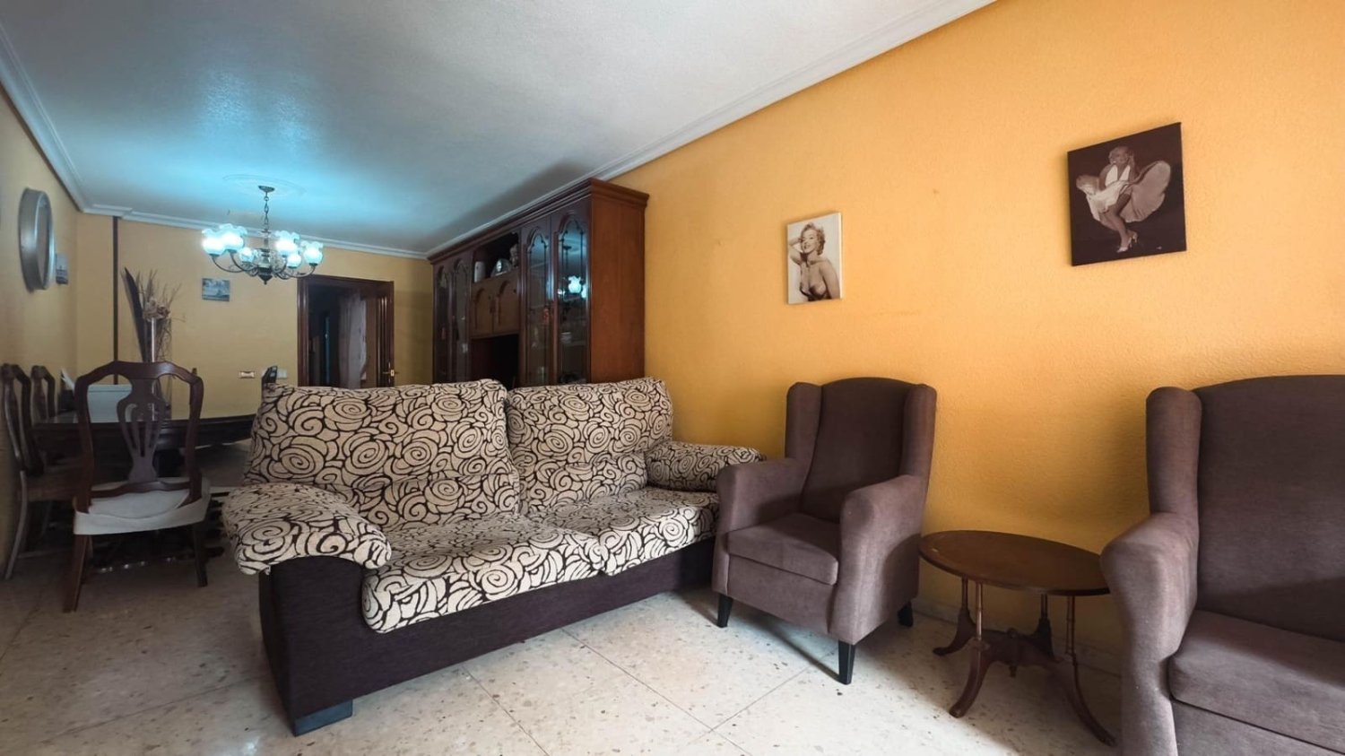 4 bedrooms Commercial property in Benidorm, Spain No. 191309