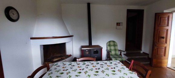 7 rooms House in Poppi, Italy No. 211382 8