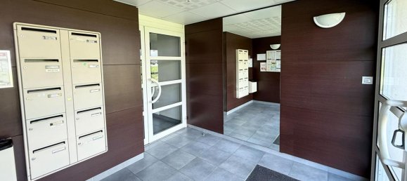 Apartamento de 3 dormitorios en Vannes, France No. 323904 12